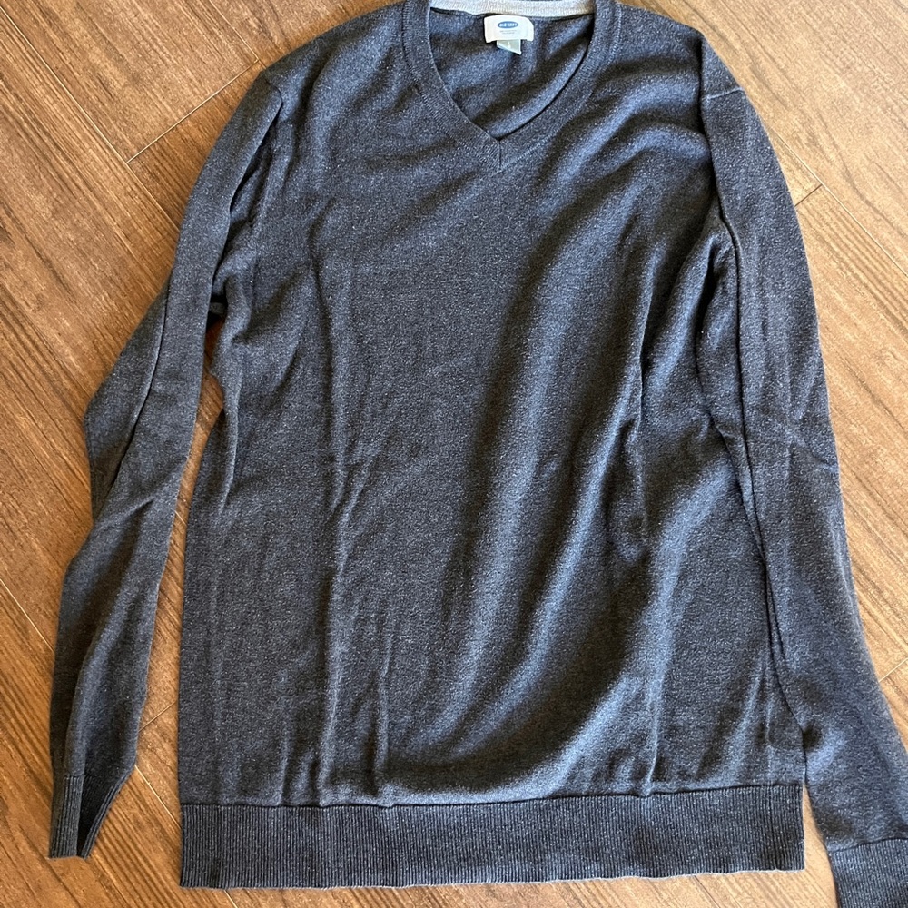 Old Navy V Neck Sweater - Men’s Large Tall